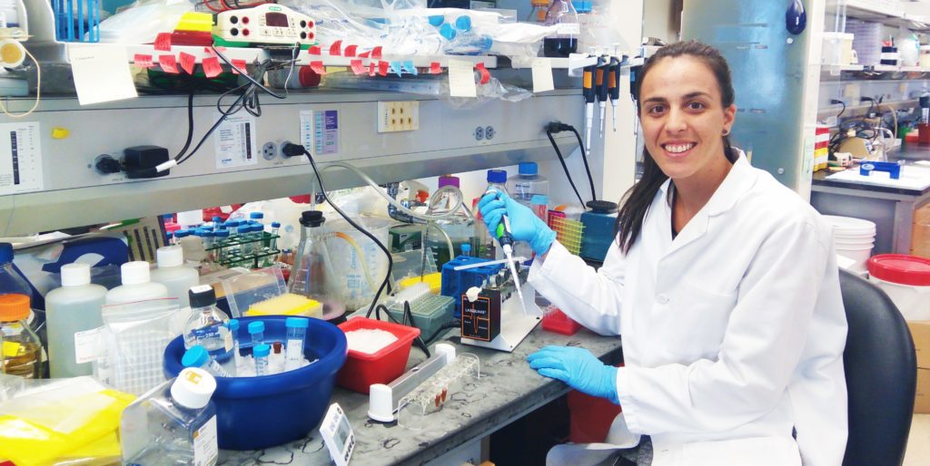 Travel Fellowship Paula Llabata at her bench