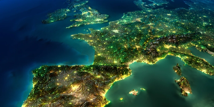 A triple threat to European cancer research: European Groundshot, a Lancet Oncology Commission