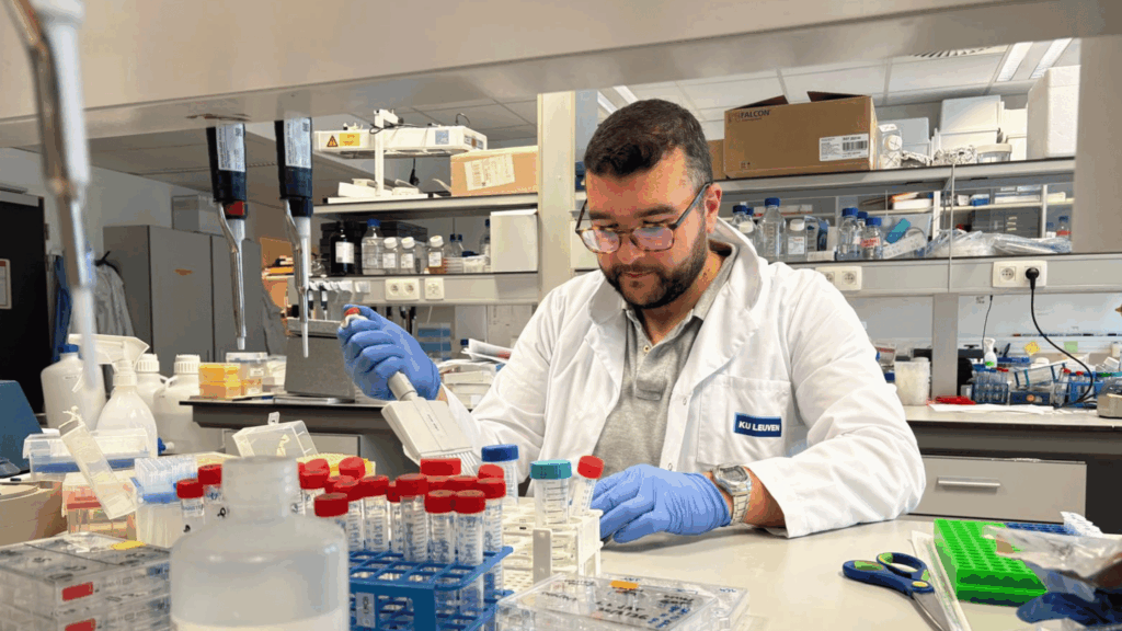 “The visit represented a complete shift in how I think about research.” – José Antonio Torres Alcaide’s Travel Fellowship